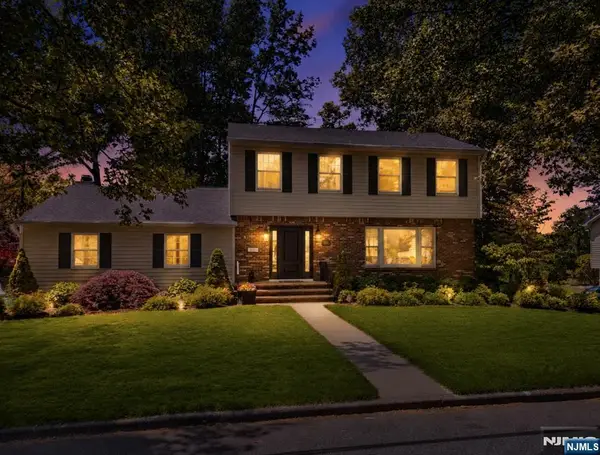 2430 Cleveland Avenue, Twp of Washington, NJ 07676