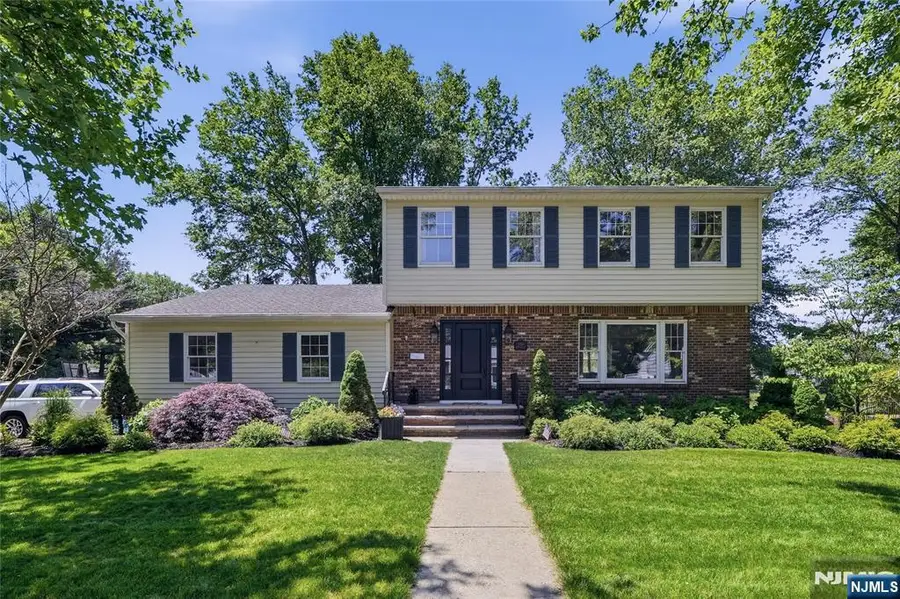 2430 Cleveland Avenue, Township Of Washington, NJ 07676 - #2