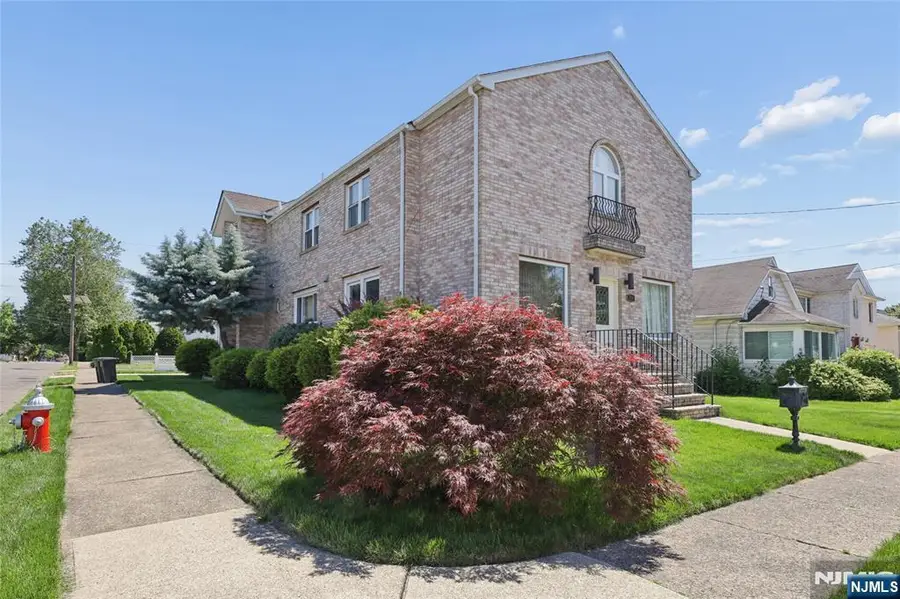 4-16 Bellair Avenue, Fair Lawn, NJ 07410 - #3