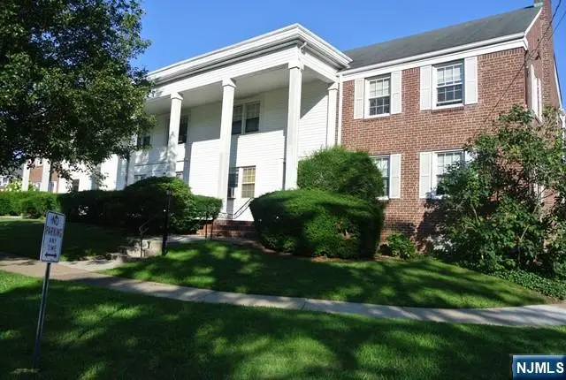 4B Elmwood Court 4B, Elmwood Park, NJ 07407 - #1