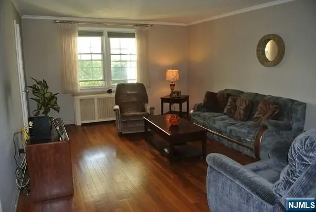 4B Elmwood Court 4B, Elmwood Park, NJ 07407 - #2