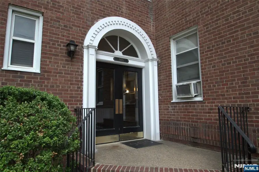 975-995 Teaneck 1M, Teaneck, NJ 07666 - #2