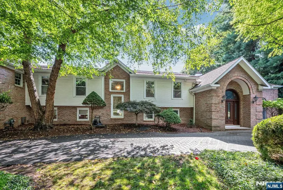 24 Vanderbeck Lane, Mahwah, NJ 07430 - #3