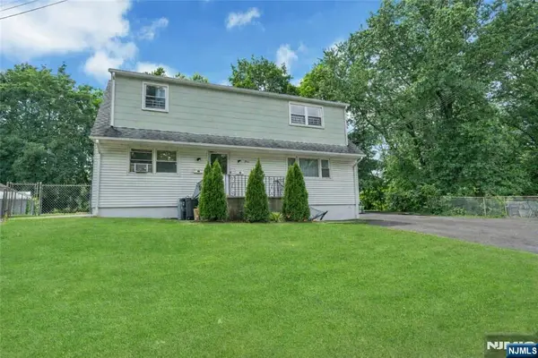4 Royal Avenue, Hawthorne, NJ 07506