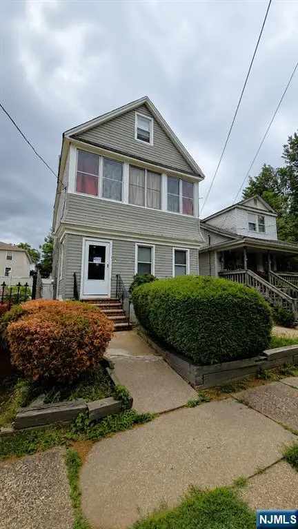 25 W 15th Street, Linden, NJ 07036 - #2