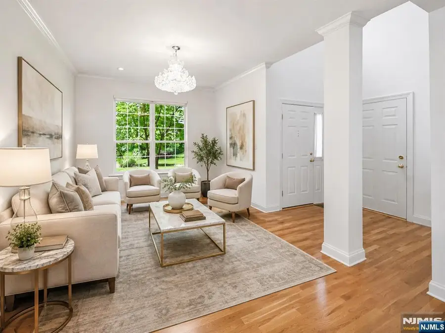 2 Stone Ridge Court, Little Falls, NJ 07424 - #2