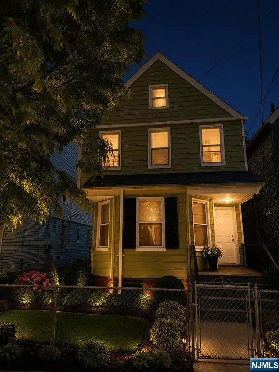 667 Scotland Road, Orange, NJ 07050 - #2