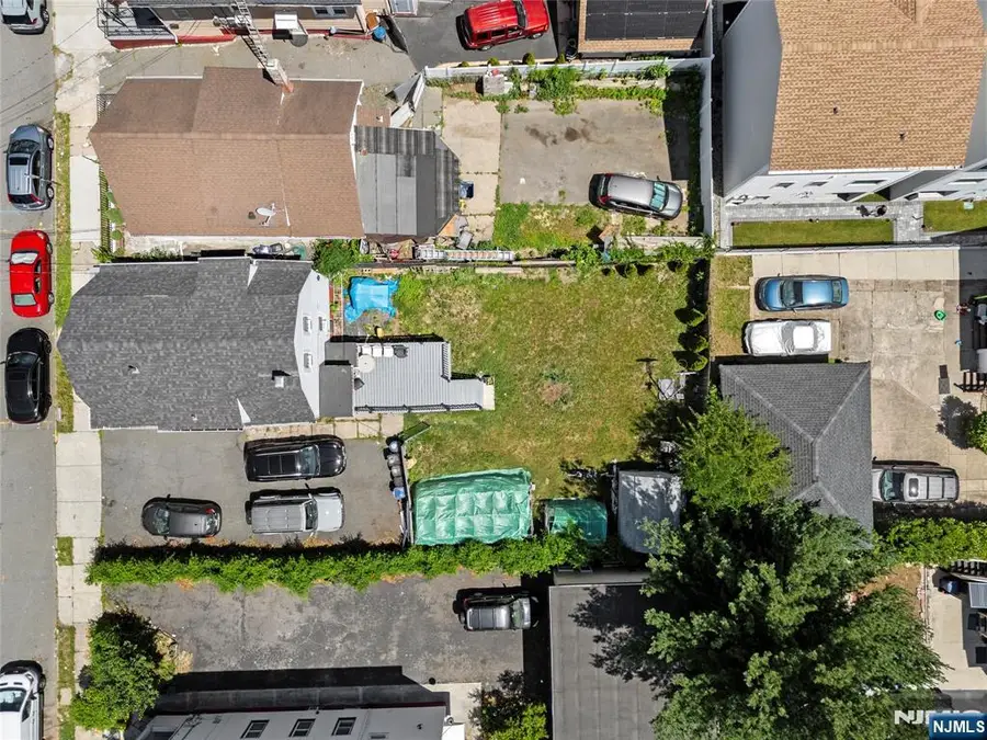 207 24th Street, Paterson, NJ 07514 - #2