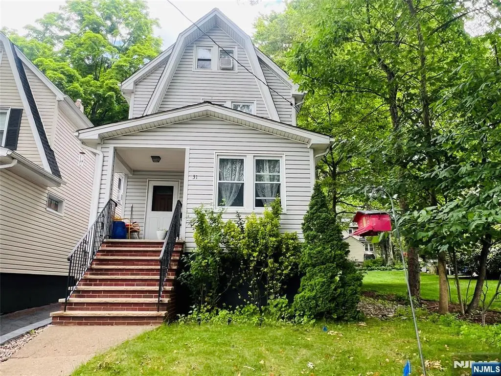31 Dean Street, Glen Rock, NJ 07452 - #1
