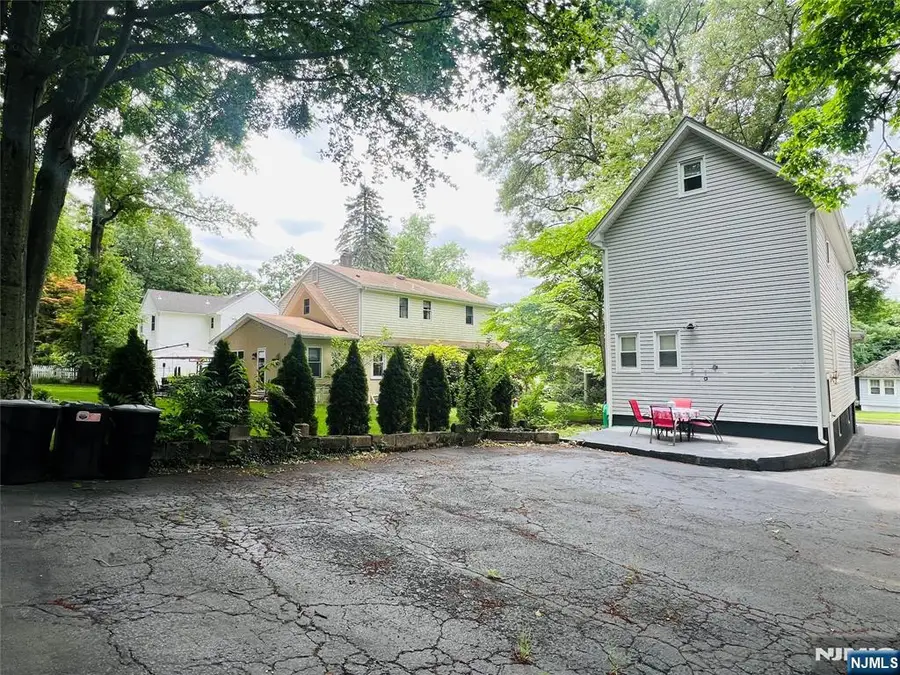 31 Dean Street, Glen Rock, NJ 07452 - #3
