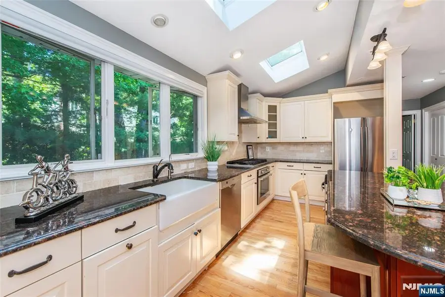 34 S Virginia Court, Englewood Cliffs, NJ 07632 - #2