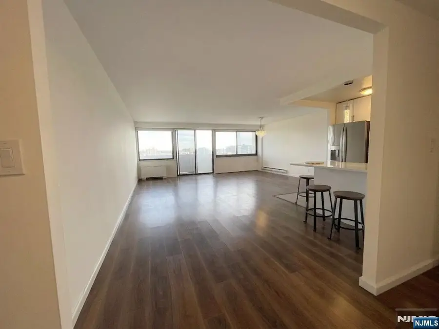 1600 Center Avenue 12C, Fort Lee, NJ 07024 - #2