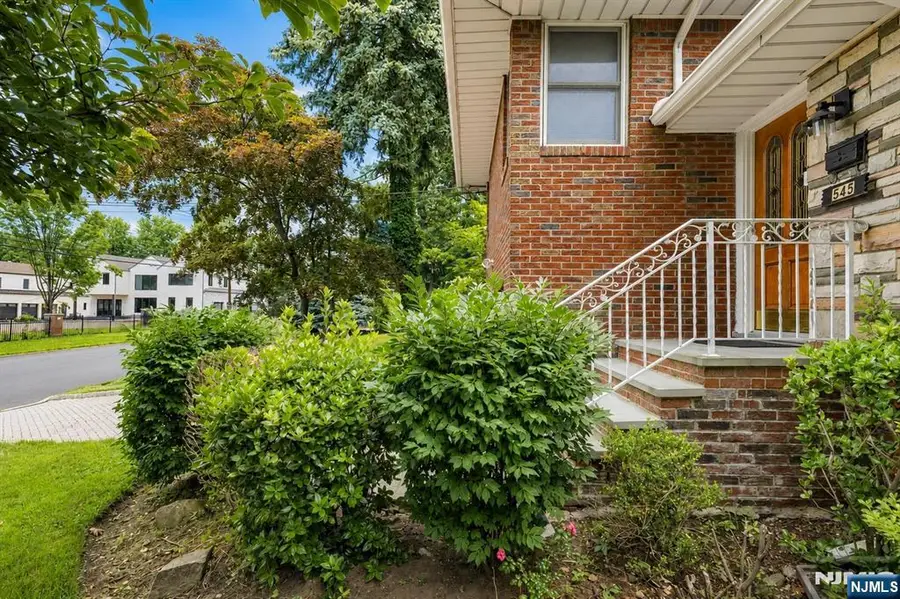 545 Summit Street, Englewood Cliffs, NJ 07632 - #3