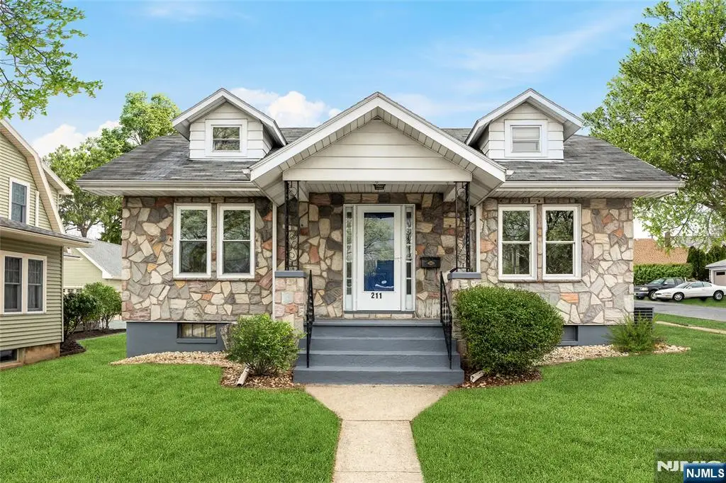 211 Pennsylvania Avenue, Upper Pohatcong, NJ 08865 - #1