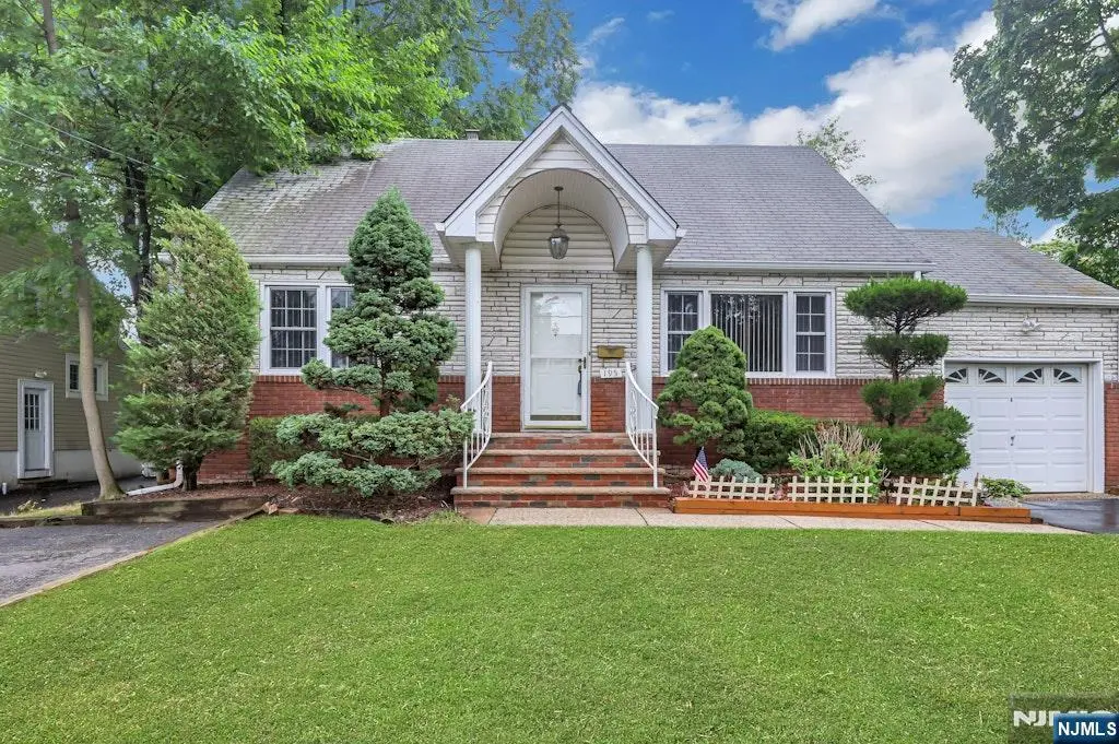 195 Bergen Avenue, New Milford, NJ 07646 - #1