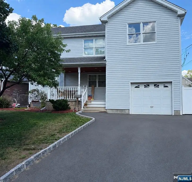 71 View Street, Bergenfield, NJ 07621 - #1