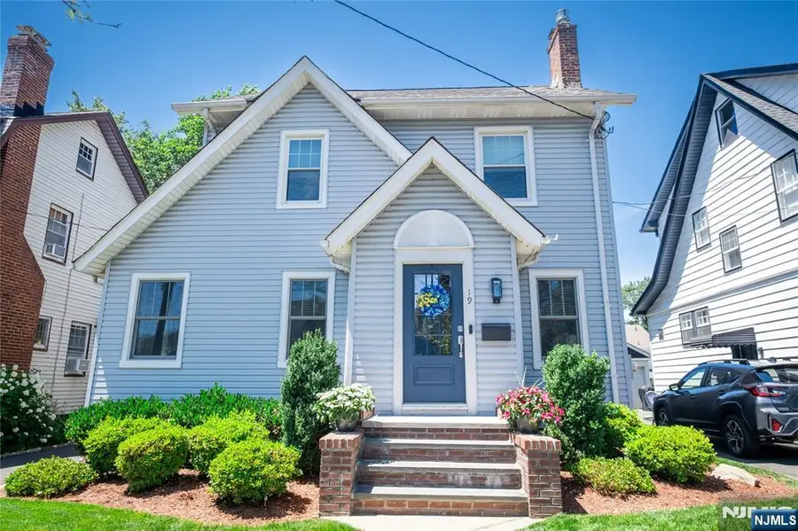 19 Overlook Terrace, Maplewood, NJ 07040 - #2