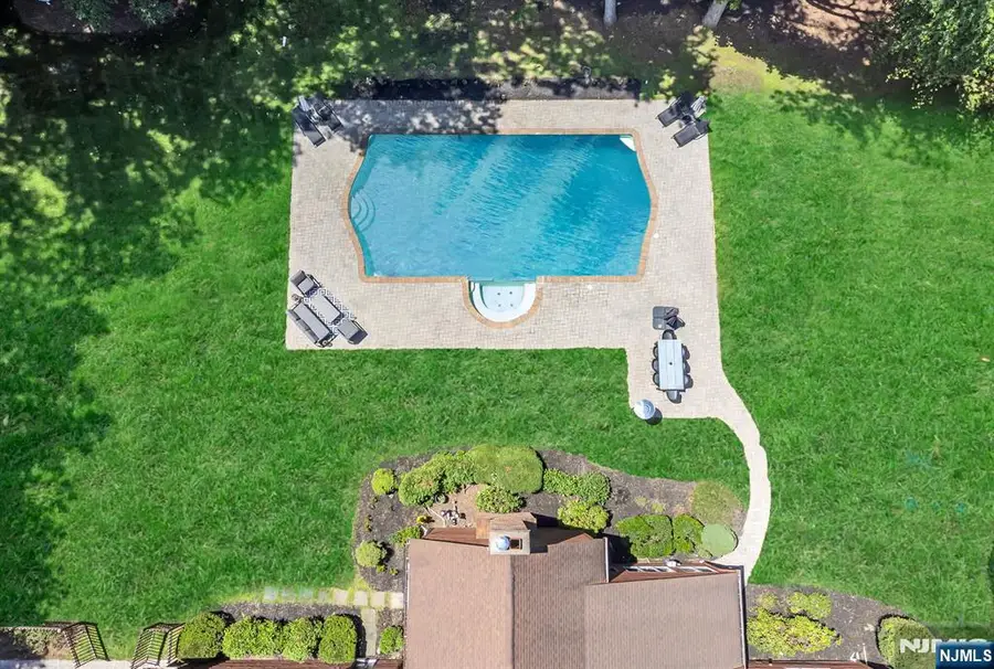 739 Shoshone Trail, Franklin Lakes, NJ 07417 - #3