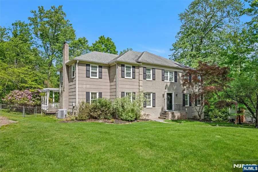 9 Wooded Hill Lane, Randolph, NJ 07869 - #2