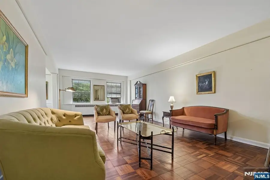 10 Crestmont Road 2N, Montclair, NJ 07042 - #2