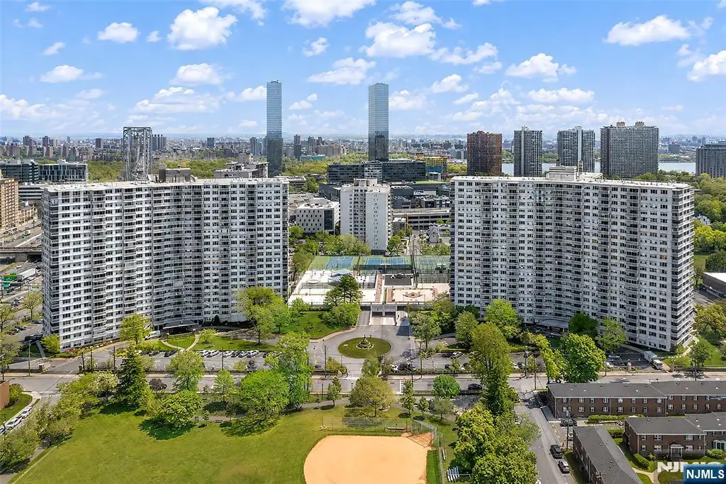2100 Linwood Avenue 19V, Fort Lee, NJ 07024 - #1