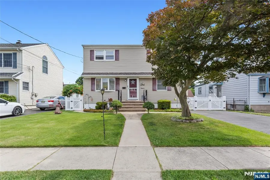 18 Jerome Drive, Clifton, NJ 07011 - #2