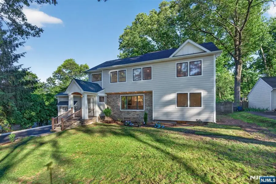 2 Garden Court, Ho Ho Kus, NJ 07423 - #3