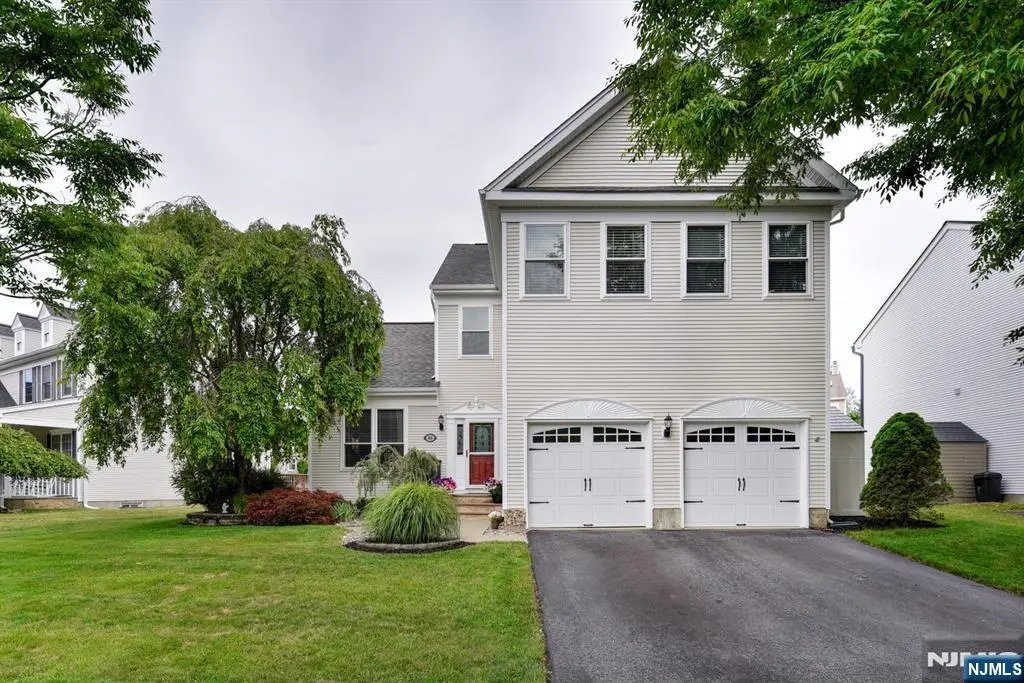 88 Watch Hill Road, Hackettstown, NJ 07840 - #1