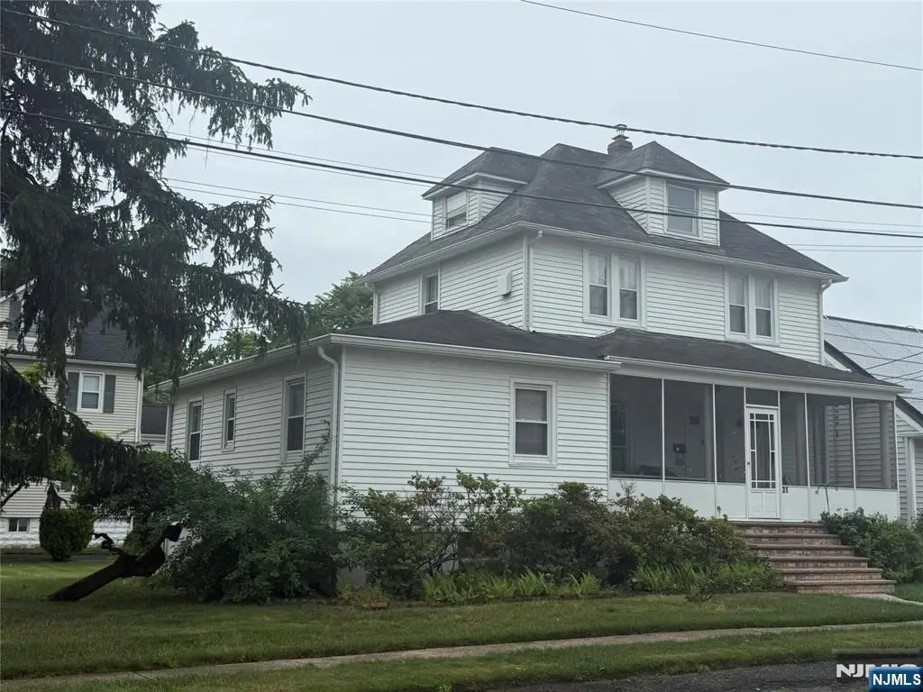 31 Wood Place, Dumont, NJ 07628 - #1