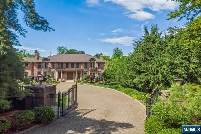 31 Marie Major Drive, Alpine, NJ 07620 - #3
