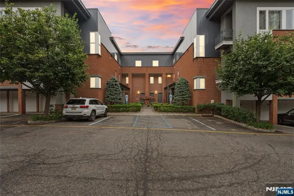 1600 Kaufer Lane 3, Fort Lee, NJ 07024 - #1