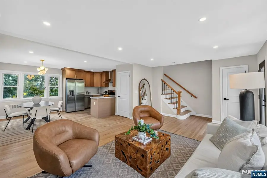 340 Northwood Way, Palisades Park, NJ 07650 - #2