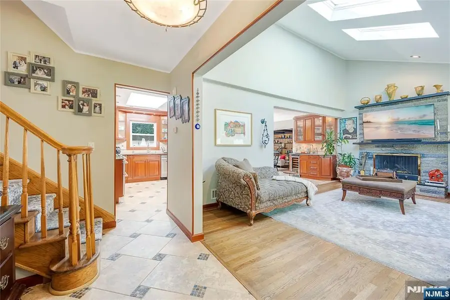 61 Brookview Drive, Woodcliff Lake, NJ 07677 - #2