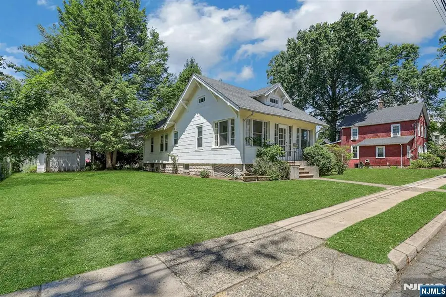 122 Washington Avenue, New Milford, NJ 07646 - #3