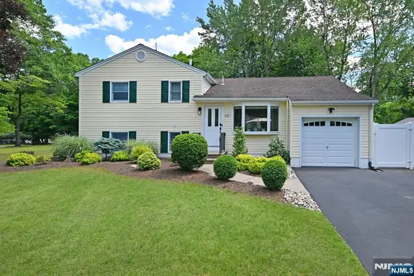621 Stanley Place, River Vale, NJ 07675