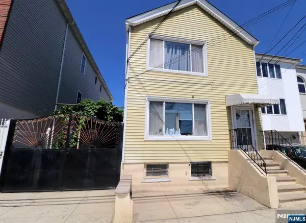 119 Pacific Street, Newark, NJ 07105