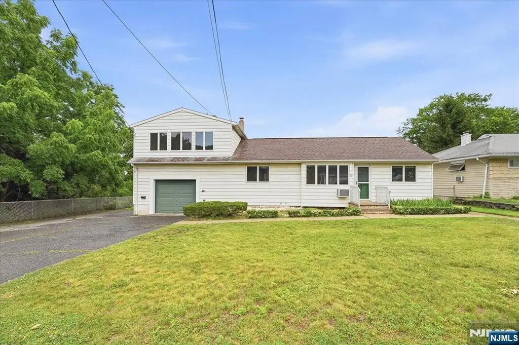 5 Lexington Avenue, Wallington, NJ 07057 - #1