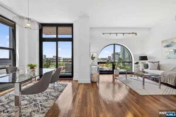 159 2nd Street 1104, Jersey City, NJ 07302