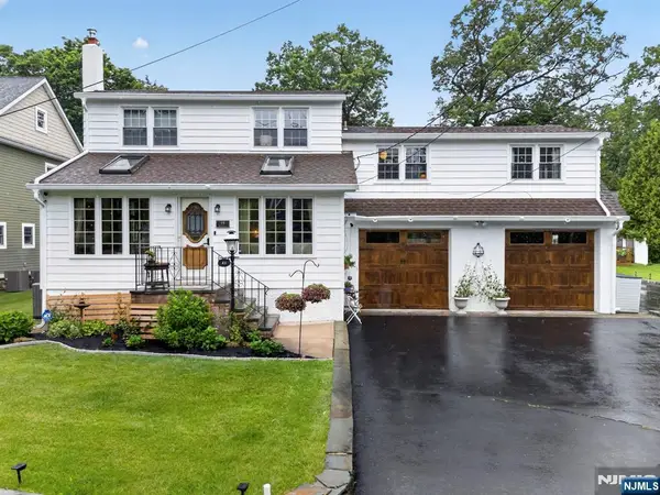 43 Dairy Street, Midland Park, NJ 07432