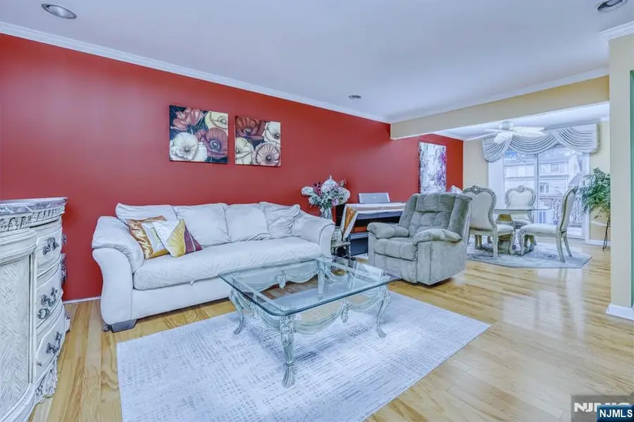 37 Cedar Drive, Rochelle Park, NJ 07662 - #3