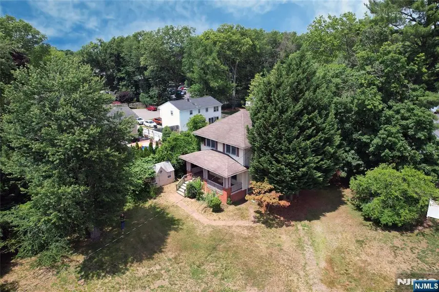 8 Brian Court, Pequannock, NJ 07440 - #2