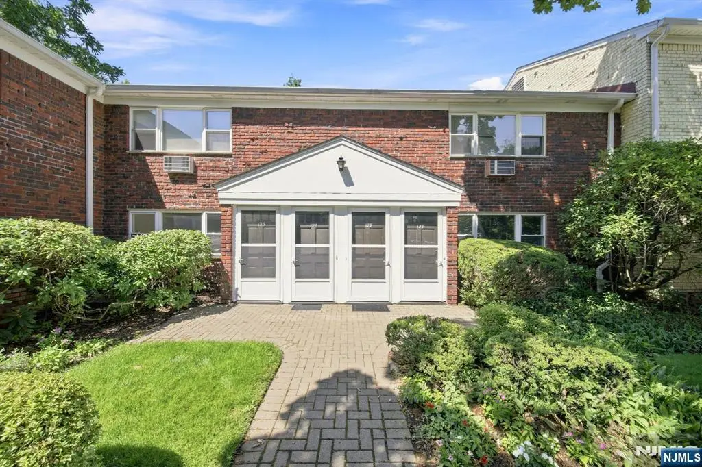 125 Regency Park 125, Ramsey, NJ 07446 - #1