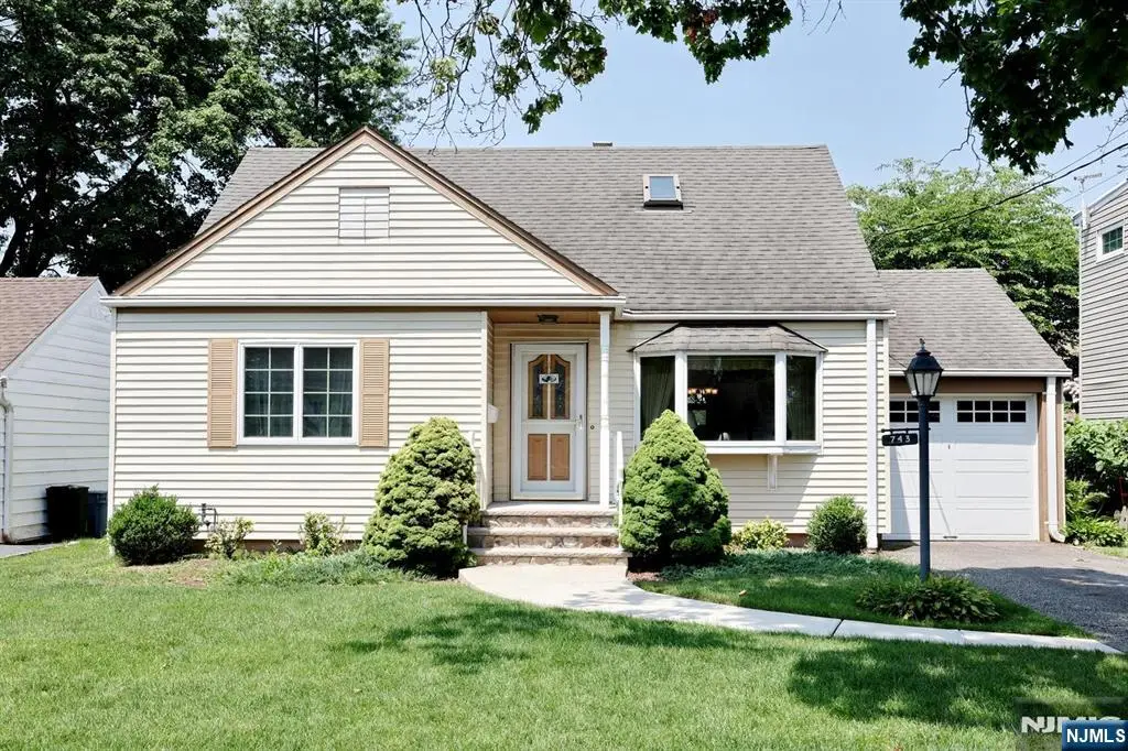 743 Palmer Avenue, Maywood, NJ 07607 - #1