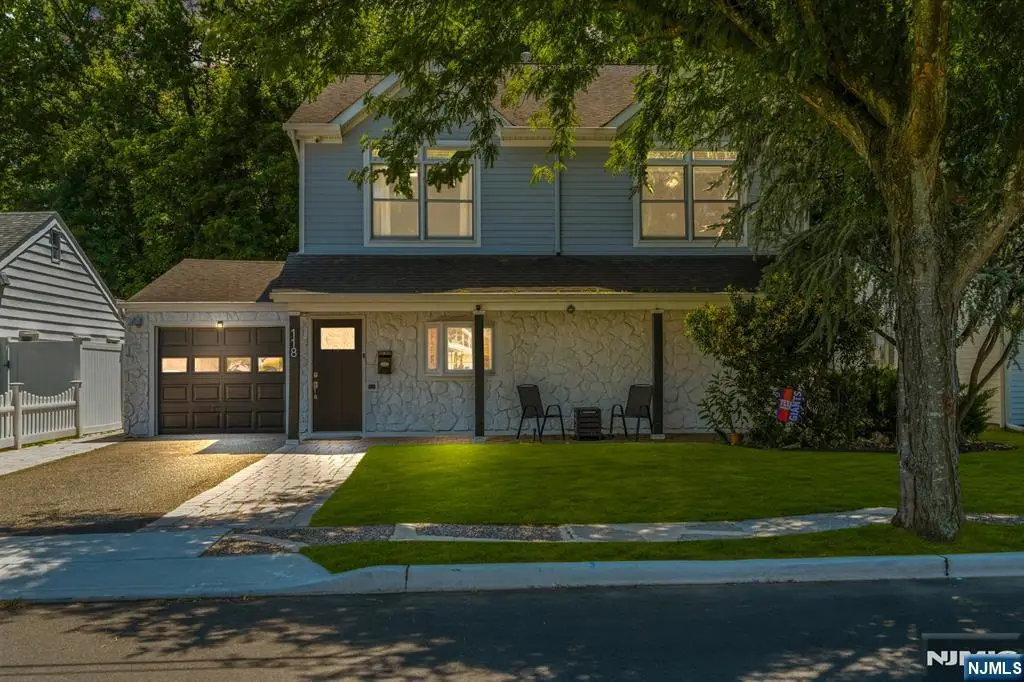 118 Howard Avenue, Rochelle Park, NJ 07662 - #1