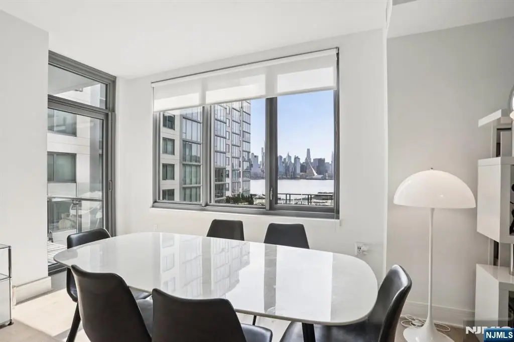 9 Ave At Port Imperial 513, West New York, NJ 07093 - #1