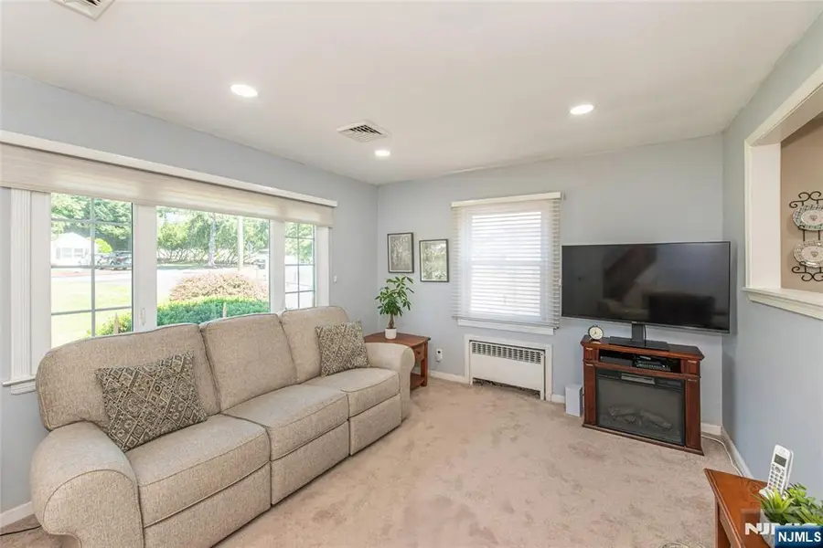 56 Village Drive, Preakness, NJ 07470 - #2