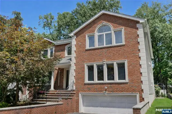 741 Washburn Street, Teaneck, NJ 07666