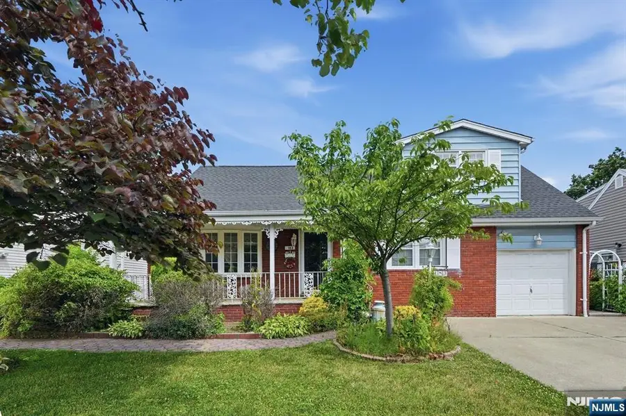 183 Lee Street, Elmwood Park, NJ 07407 - #3