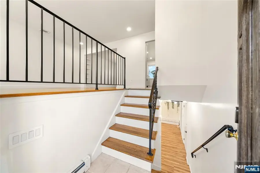 212 Frankfort Avenue, Northvale, NJ 07647 - #3