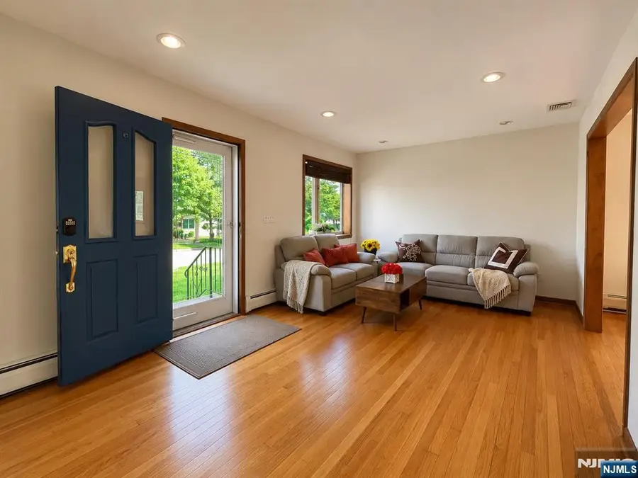 317 Hillcrest, Wood Ridge, NJ 07075 - #3